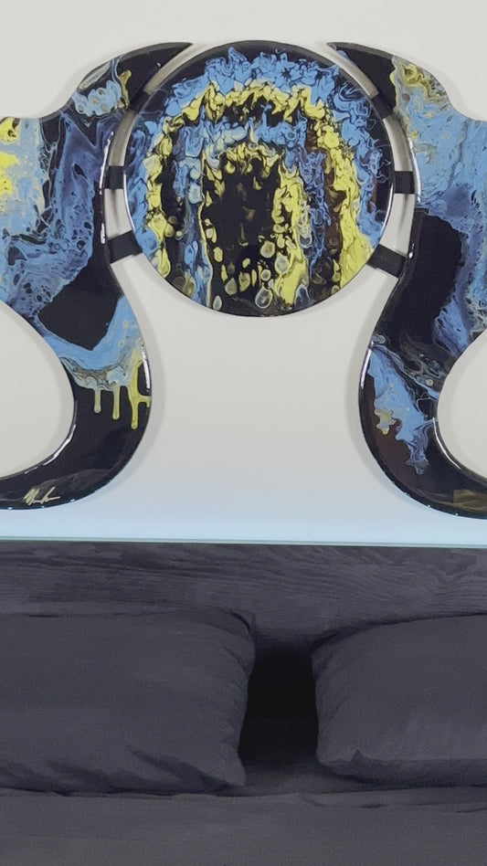 Dual Queen Epoxy Art