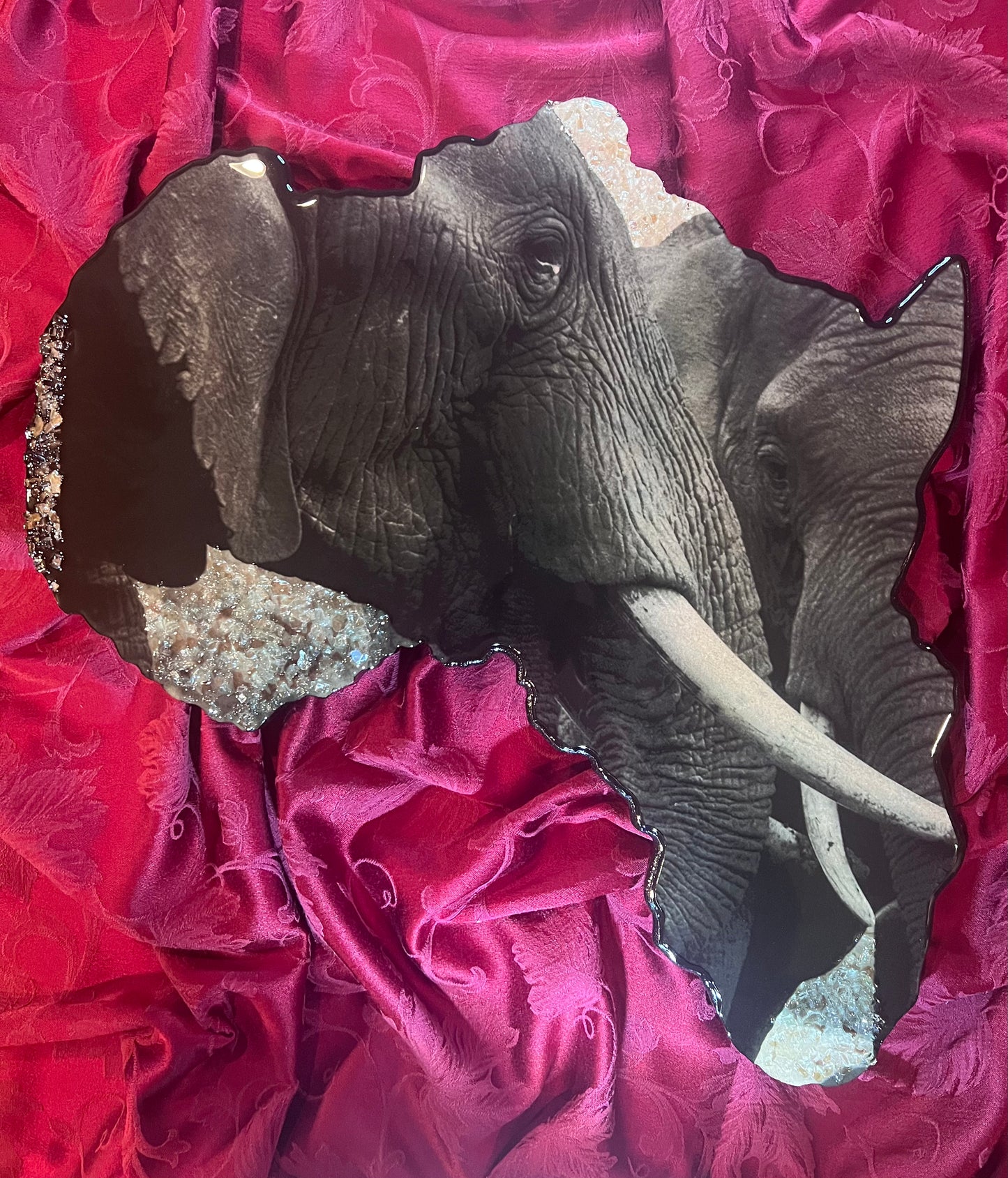 BEAUTIFUL EPOXY AFRICA ELEPHANT WALL MOUNT