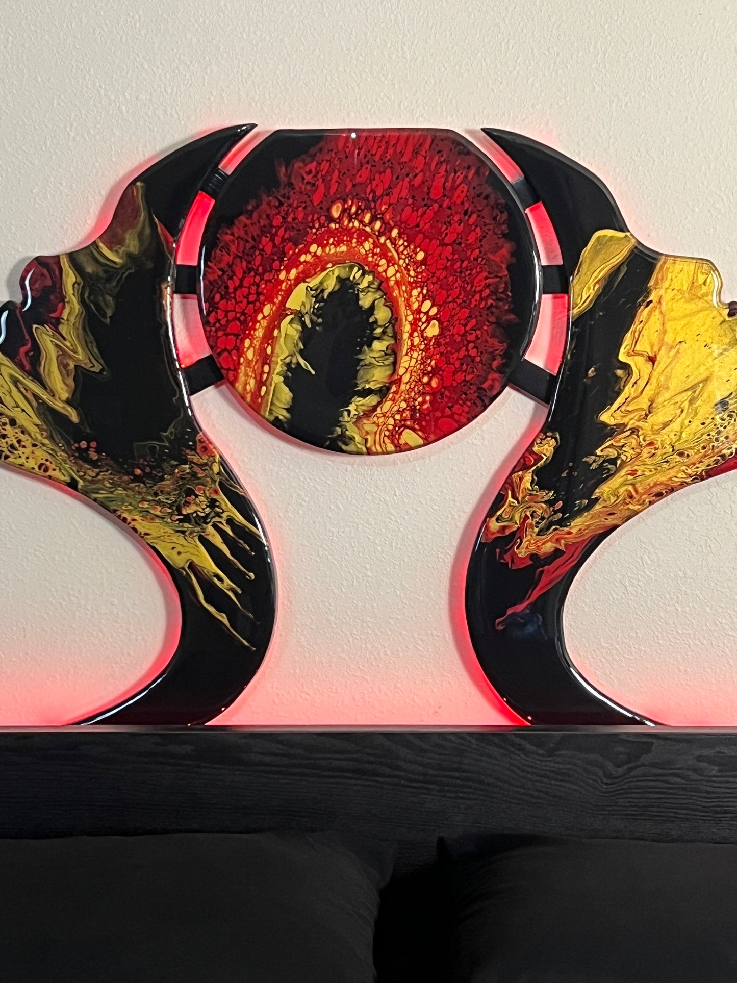 Dual Queen Epoxy Art