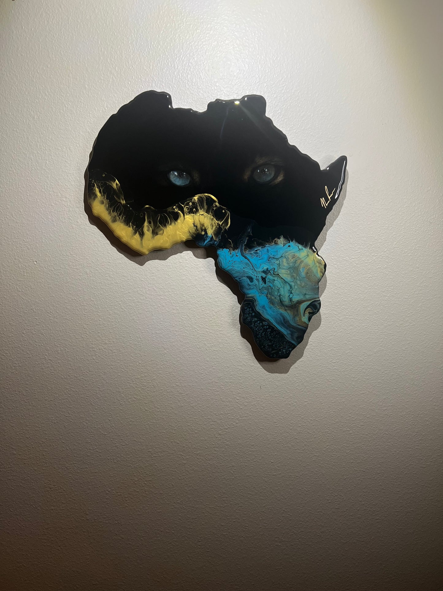 Utopia BEAUTIFUL EPOXY AFRICA WALL MOUNT